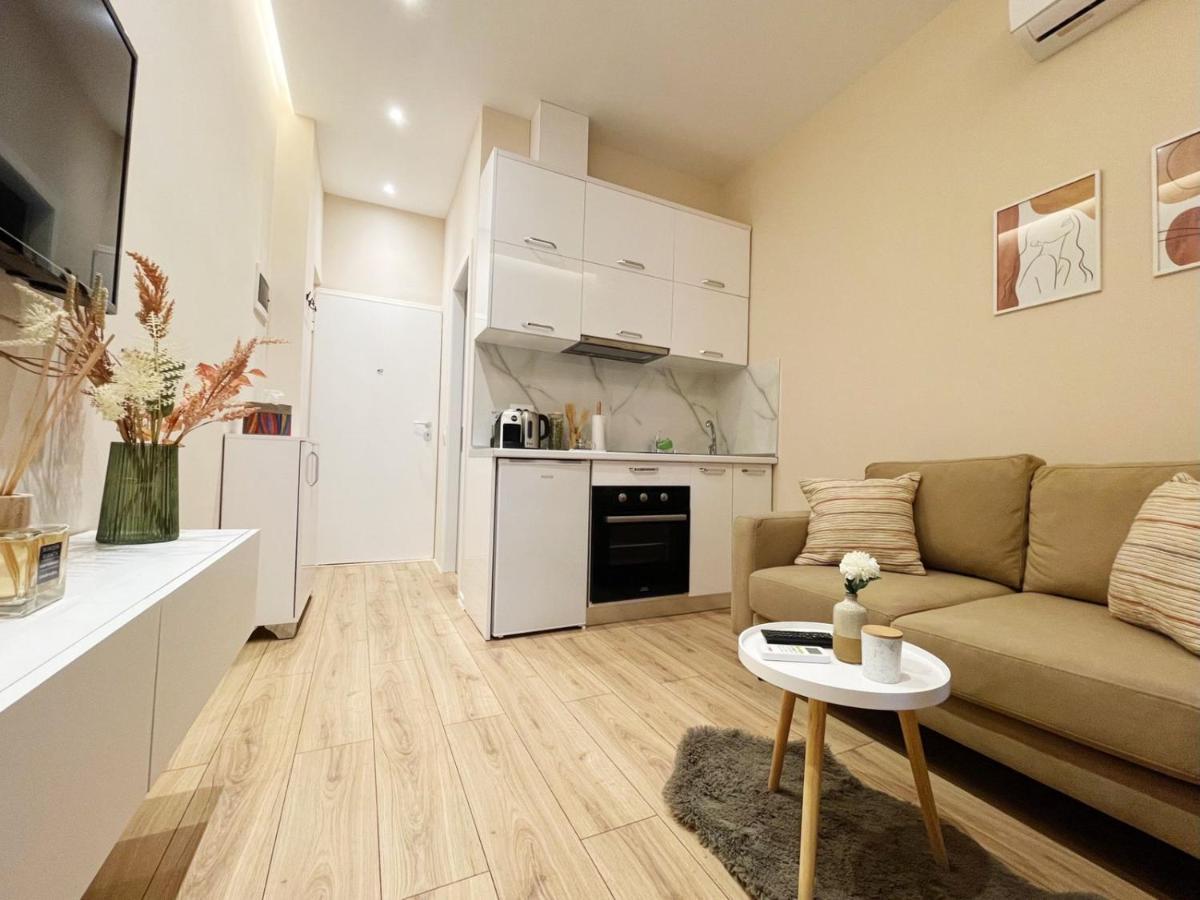 Aj Apartments, Hidden Gem In The Heart Of ติรานา ภายนอก รูปภาพ